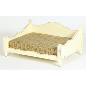 Shabby Elegance Dog Bed with Orthopedic Foam Mattress