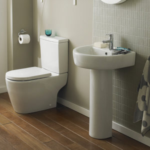 Badezimmer-Set Provost mit Waschtischarmatur von..