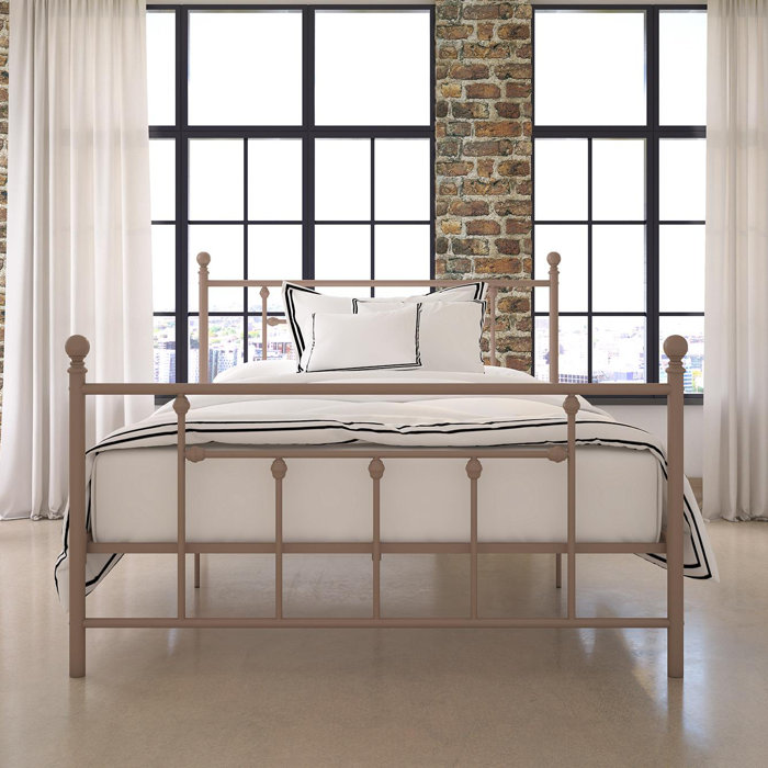 Lyster Platform Bed
