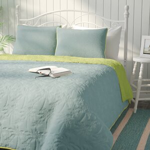 Yarra East Beach Reversible Quilt Set