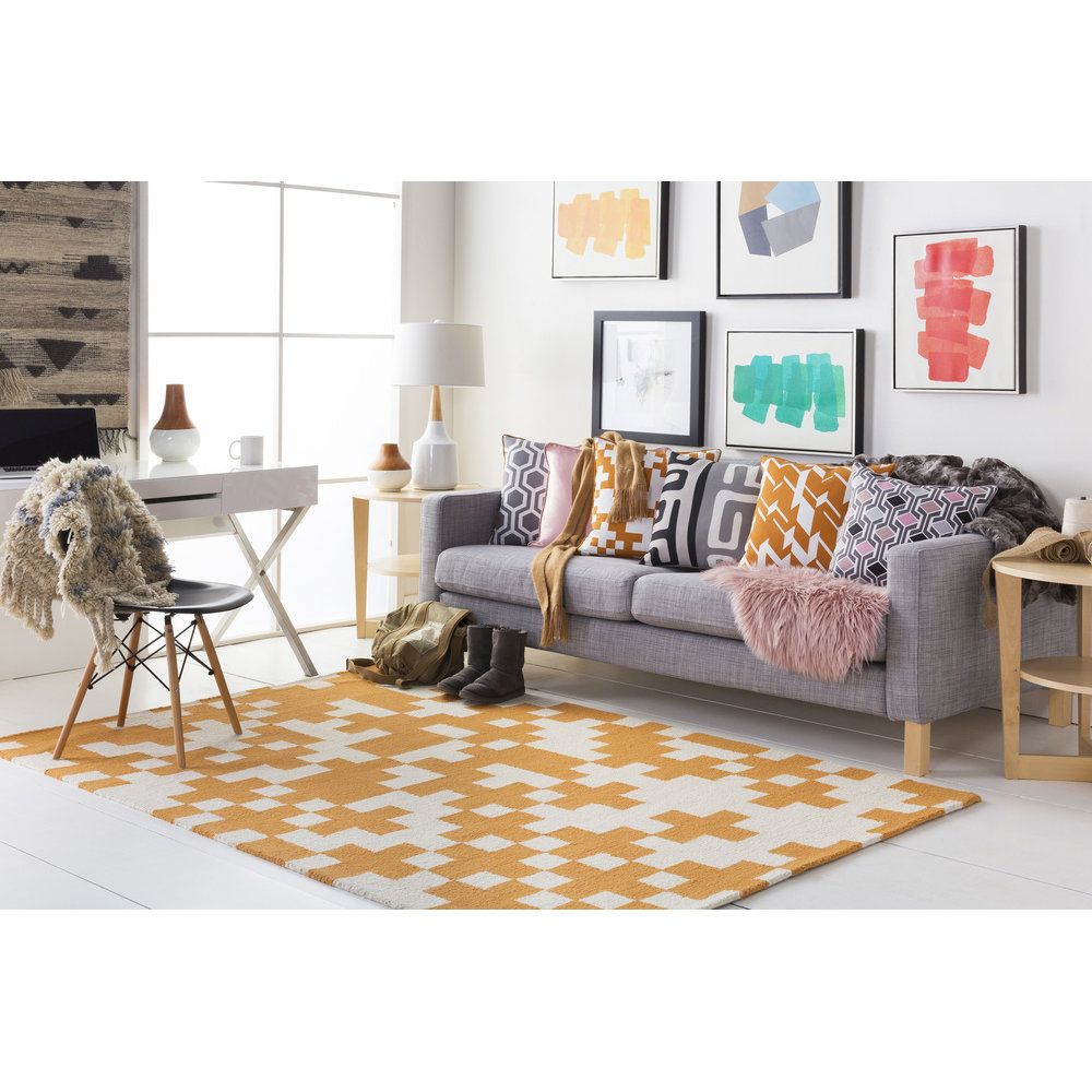 Artistic Weavers Hilda Beatrix HandCrafted Orange/White Area Rug