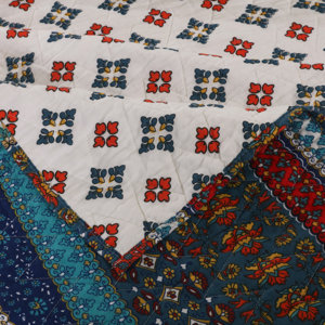 Woroud Reversible Quilt Set (Set of 3)