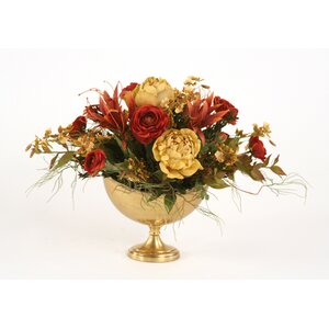 Mixed centerpiece in Decorative Vase