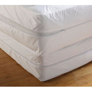 Anti Bed Bug Wrapper Hypoallergenic Waterproof Mattress Protector by Linen Depot Direct