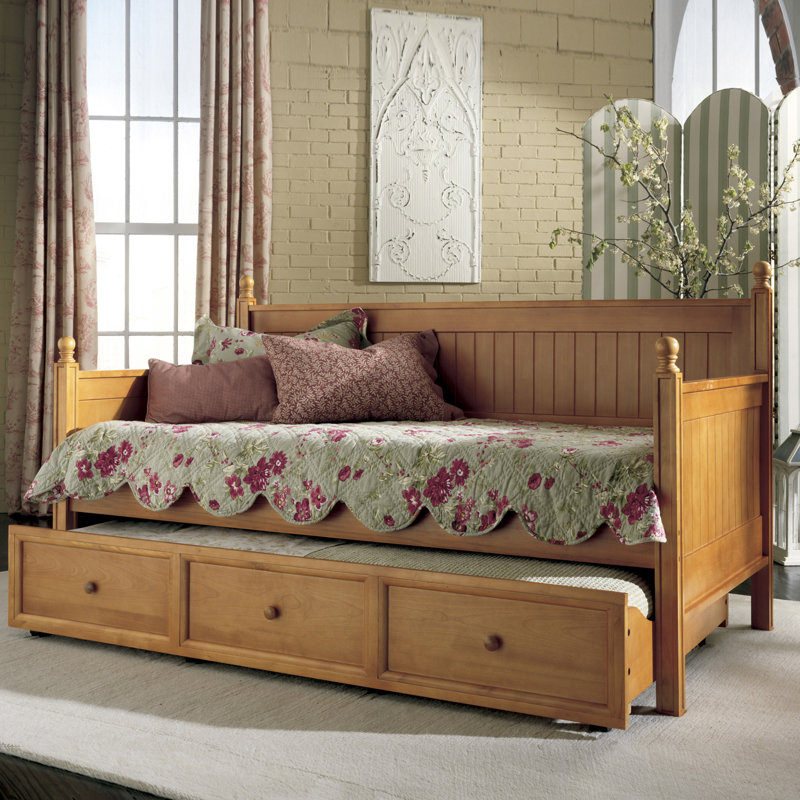 Birch Lane™ Hampton Daybed & Reviews Wayfair