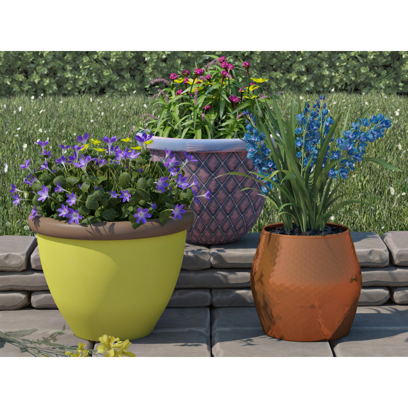 Sol 72 Outdoor Hepworth Plastic Plant Pot &amp; Reviews