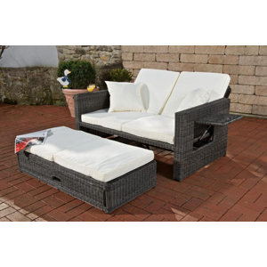 Sofa Anroba mit Kissen von Home & Haus
