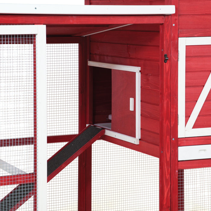 Burrus Barn Ranch Chicken Coop With Roosting Bar