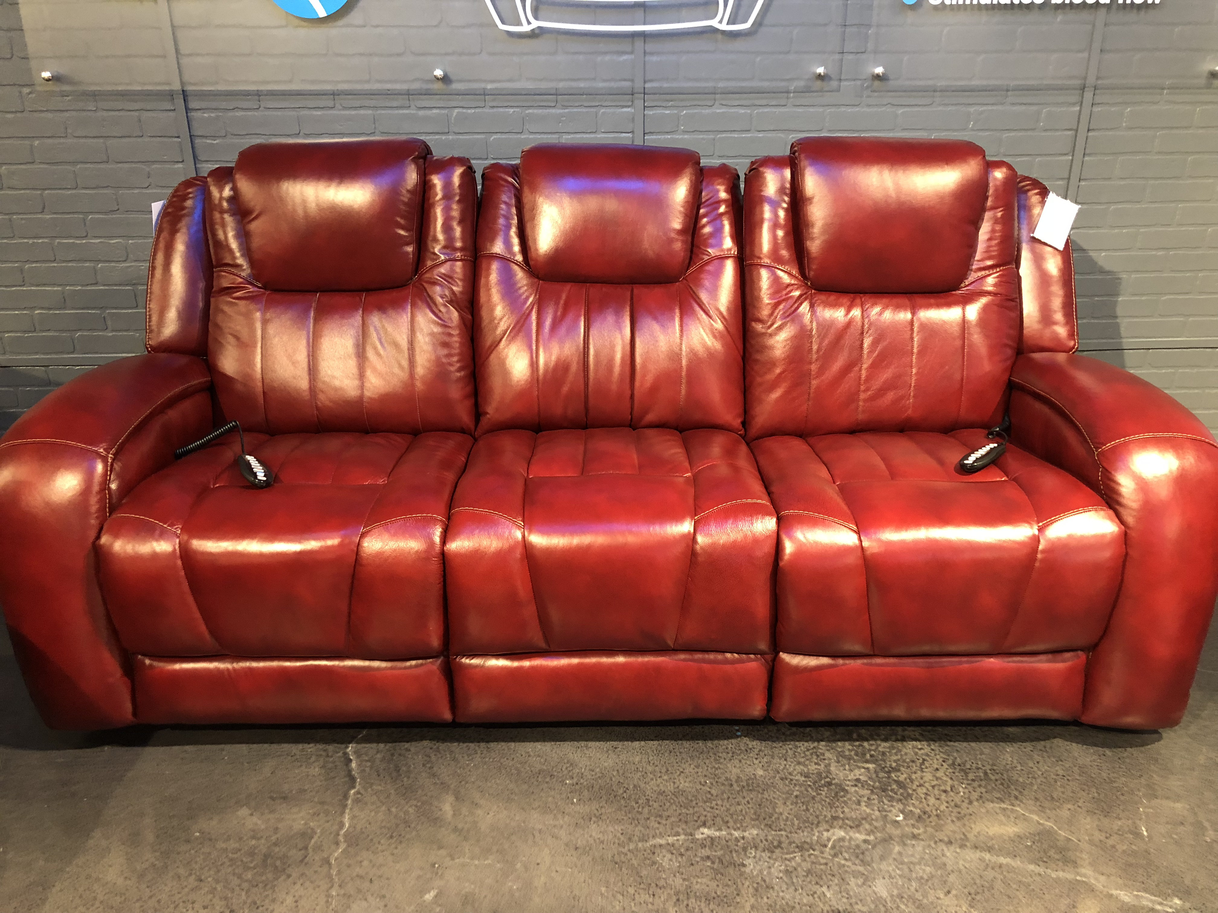 Top Shelf Leather Reclining Sofa