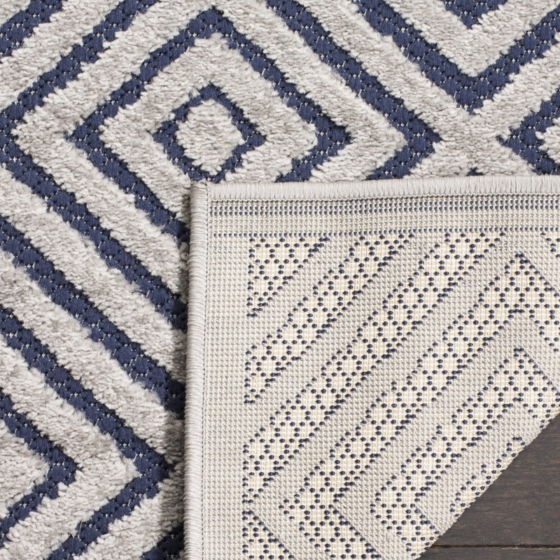Brayden Studio Mcgruder Cream/Navy Indoor/Outdoor Area Rug & Reviews
