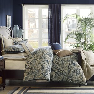 Urban Chic Comforter Set