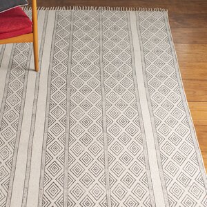 Dunkirk Handmade Off White Area Rug