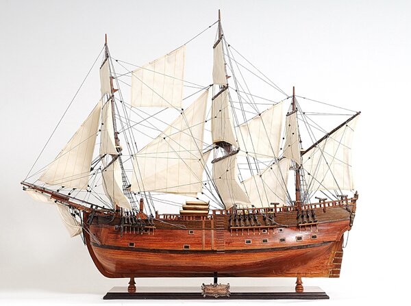 Old Modern Handicrafts HMS Endeavour Model Ship & Reviews | Wayfair