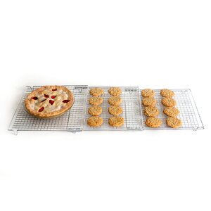 Betty Crocker Expandable Cooling Rack