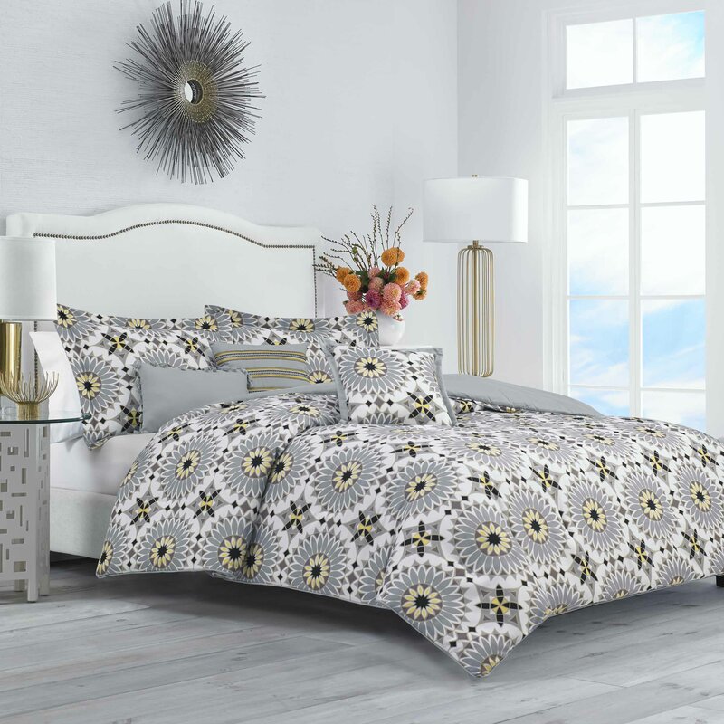 Trina Turk Soleil Trina Turk Bonus Reversible Comforter Set