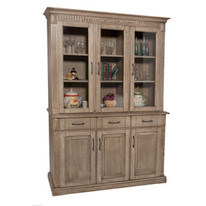 Vitrine Castell von Rosalind Wheeler
