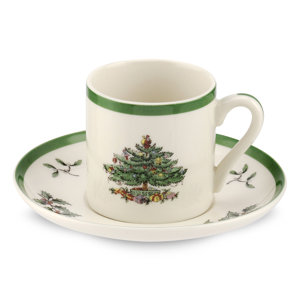 Christmas Tree Serve Espresso Cups and Saucers (Set of 4)