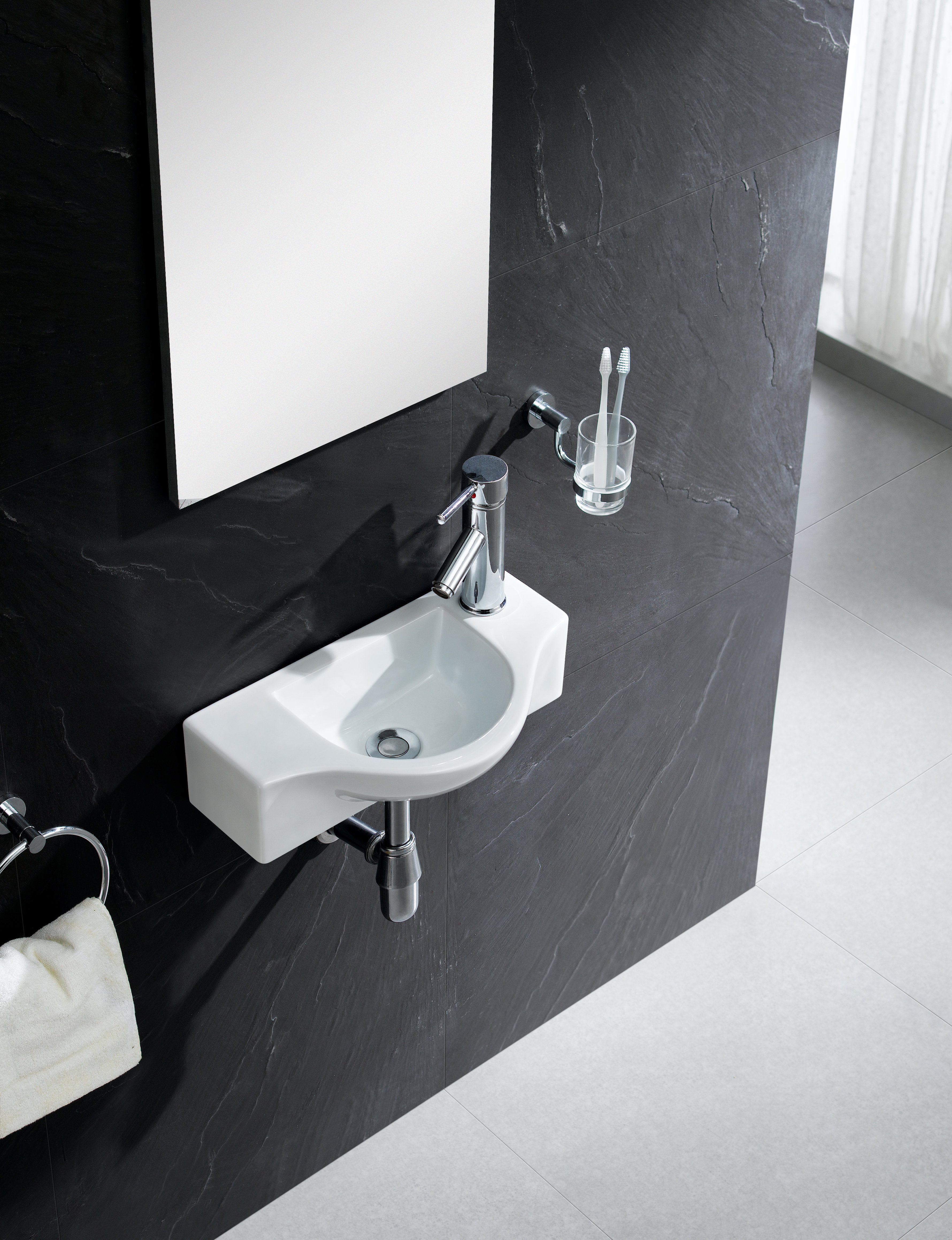 Modern Ceramic 18 Wall Mount Bathroom Sink