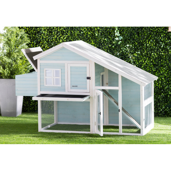 Dorothy Nantucket Chicken Coop With Chicken Run