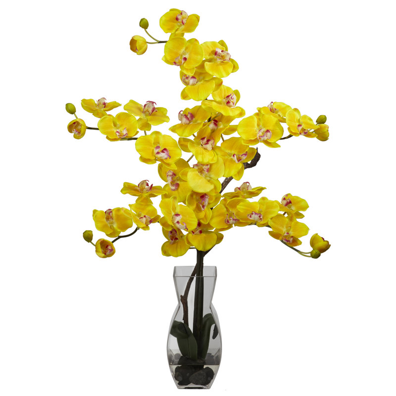 Yellow Flowers In Vase Tyres2c