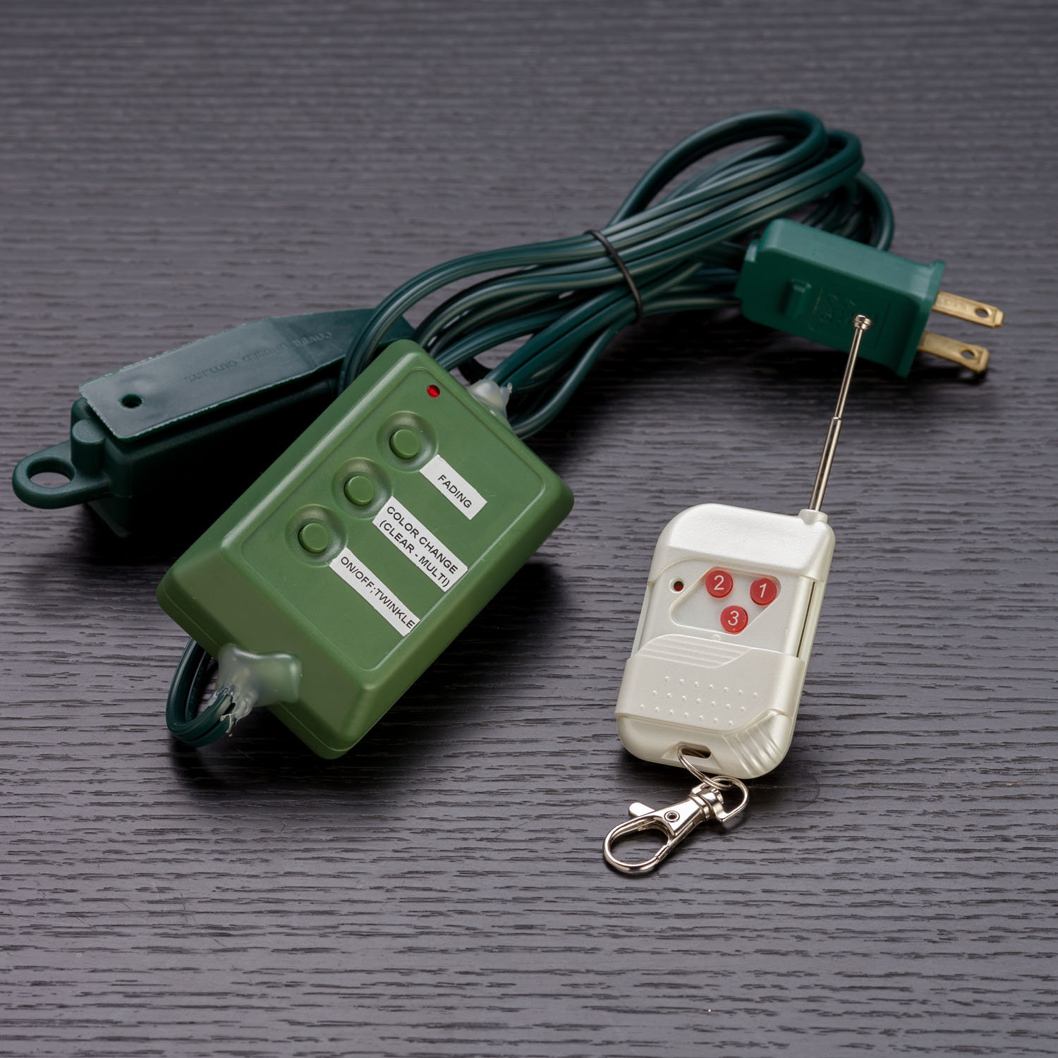 Fraser Hill Farm Foxtail Pine 7.5' Green Artificial Christmas Tree with