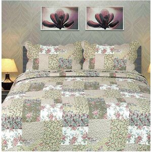 Floral Outing Quilt/Coverlet Set