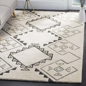 Powell Hand-Tufted Ivory Area Rug