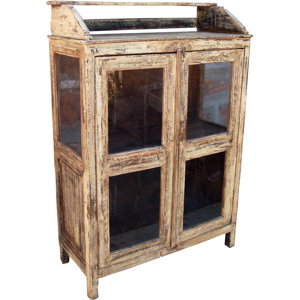 Geschirrschrank JH0 aus Massivholz von Caracella