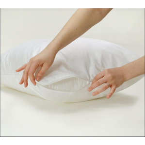 Bed Bug Proof Allergy Protection Zippered Extra Heavy Pillow Protector by Ruthy's Textile