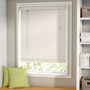 Room Darkening White Venetian Blind