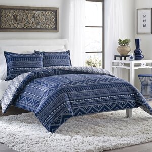 Jacalyn Comforter Set