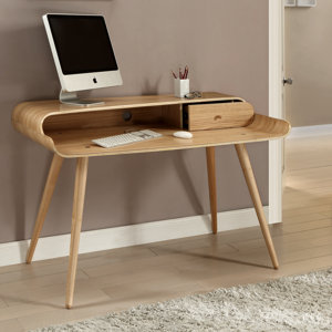 Schreibtisch Jivaro von ScanMod Design