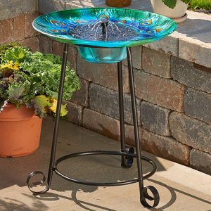 Argus Solar Birdbath