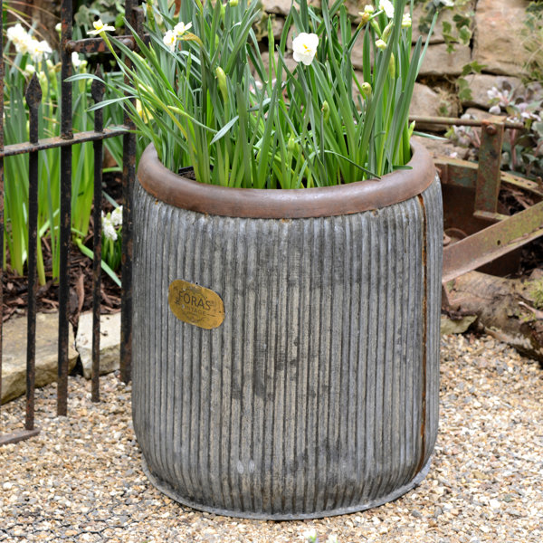 Wootton vintage plant pot
