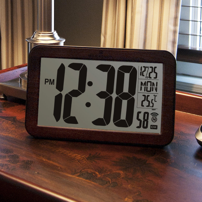 Marathon Watch Company Atomic Selfsetting Selfadjusting Wall Clock w