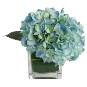 Artificial Silk Hydrangea Floral Arrangements in Decorative Vase