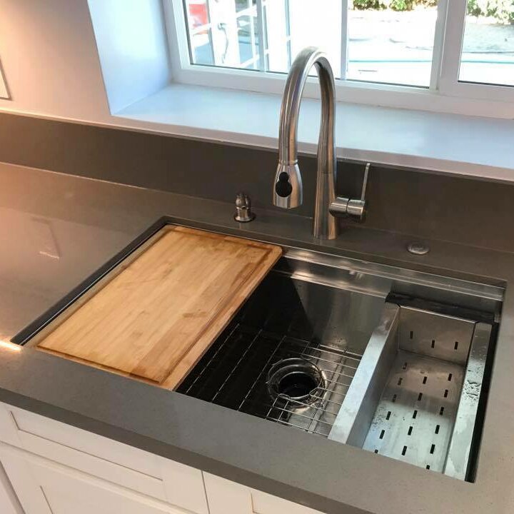 Boann 32 X 20 Undermount Kitchen Sink With Sliding Cutting Board