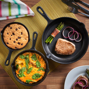 Pre-seasoned Cast Iron 3 Piece Non-Stick Skillet Set
