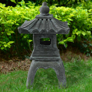 Pagoda Statue