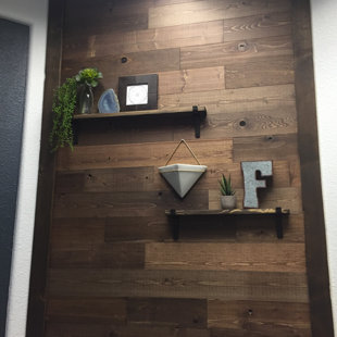 4 Reclaimed Wood Wall Paneling In Brown 4 Reclaimed Wood Wall Paneling In Brown