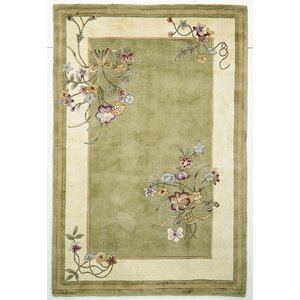 Valeriane Sage Bouquet Area Rug