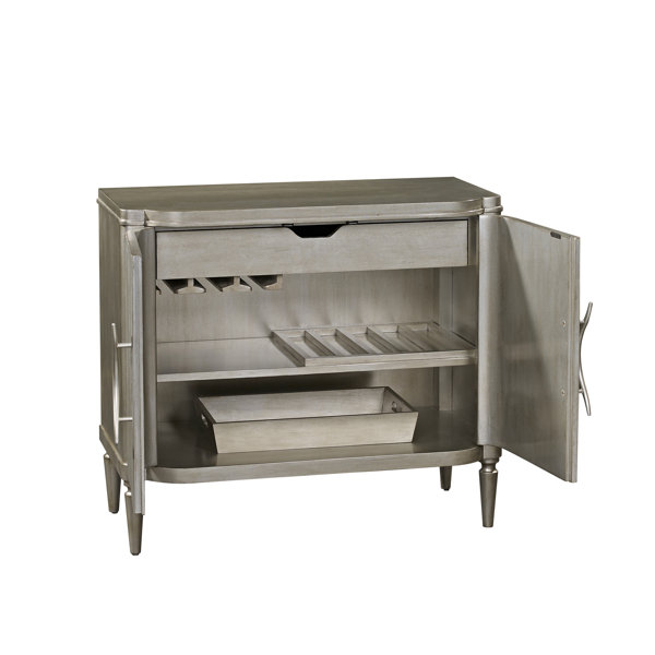 Hannah & Reviews Joss & Main