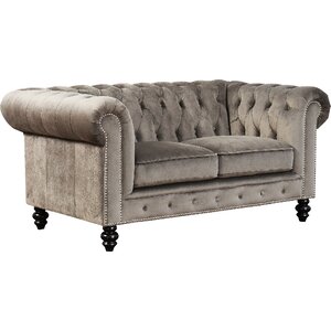 Kashvi Chesterfield Loveseat