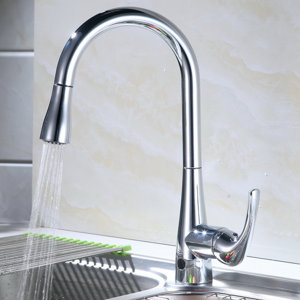 Touchless Single Handle Deck Mounted Kitchen Faucet with Spray Head