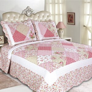 Emily Reversible Quilt Set