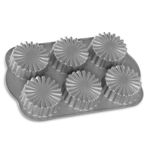 Ruffled Medallion Dessert Mold