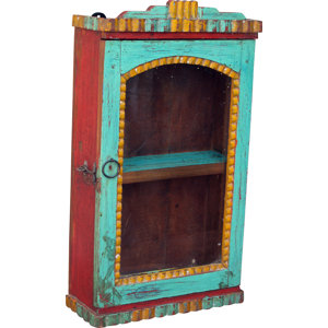Geschirrschrank Ekta aus Massivholz von Caracella