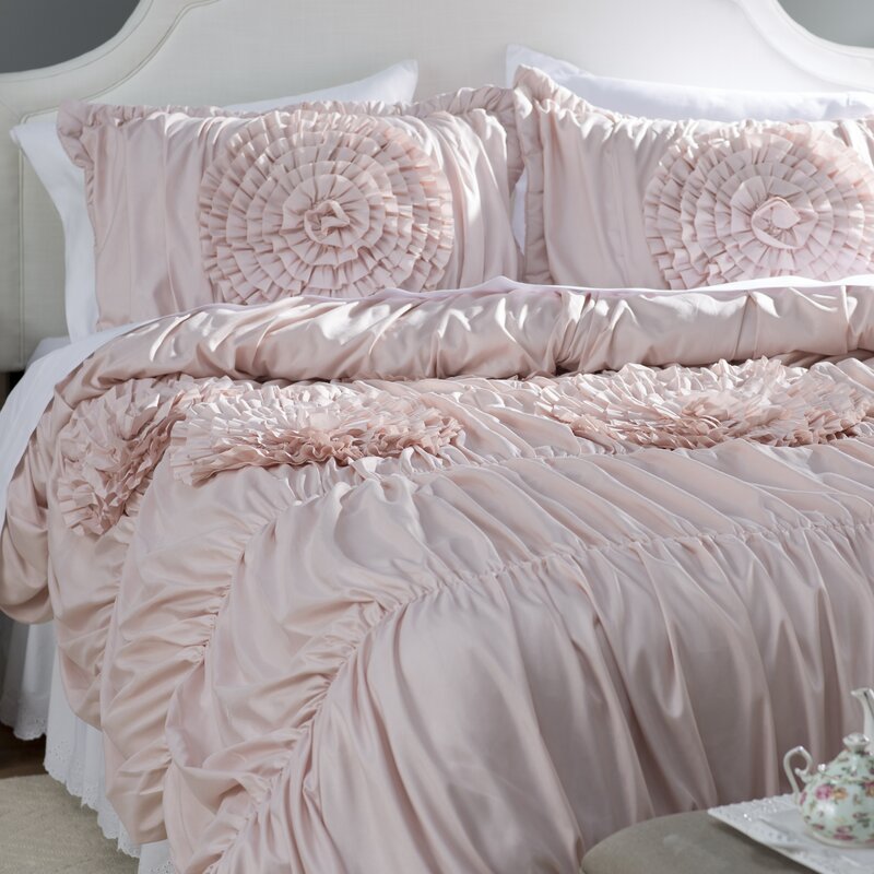 Lark Manor Lazerte 3 Piece Pink Blush Comforter Set ...