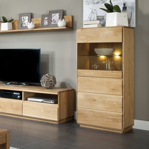 Standvitrine Burgett aus Massivholz von Marlow H..