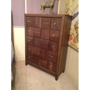 Calais 5 Drawer Chest by Roundhill Furniture